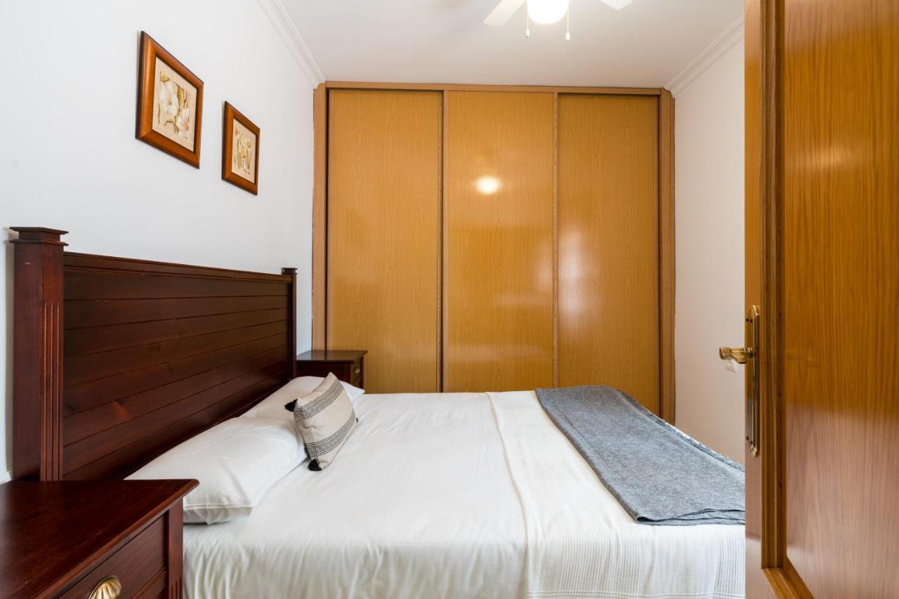 Holi-Rent Salado Apartment Seville Exterior photo